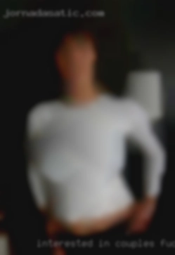 Interested in couples and/or fuck at Maine free females..