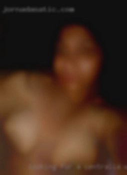 Looking for near Centralia, WA a woman to sit  on my face!