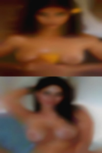 Dteandsane older women at the hot...